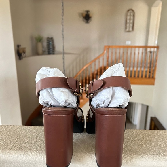 Coach Callie Platform Sandals with studs, NWOB, Size 9.5, color brown - Picture 3 of 8